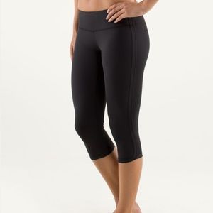 Lululemon Ignite Crop nwot